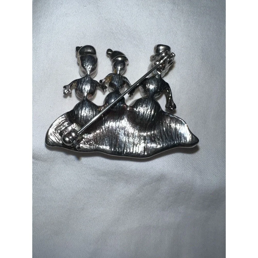 Vintage Faux Pearl Snowman Family-3 Snowmen On Sled-Silver Tone Christmas Pin